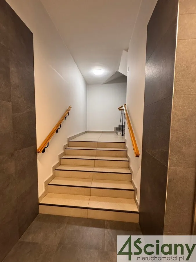 Apartament z pięknym widokiem na panoramę Warszawy 
