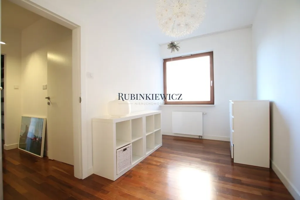 GÓRNY MOKOTÓW APARTAMENTOWIEC PRZY MADALIŃSKIEGO 