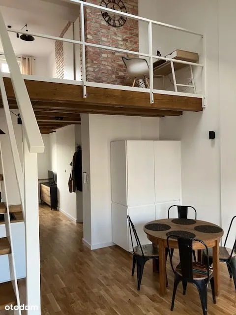 Wiatraczna Loft Apartment