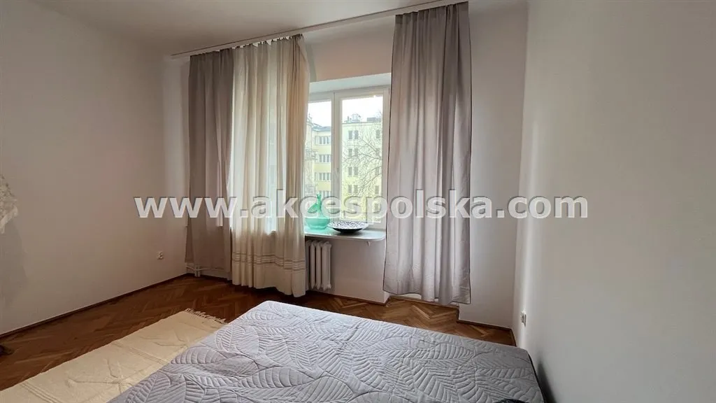 CENTRUM, KAMIENICA, WINDA, 3 POK.- 93 M2, BALKON 