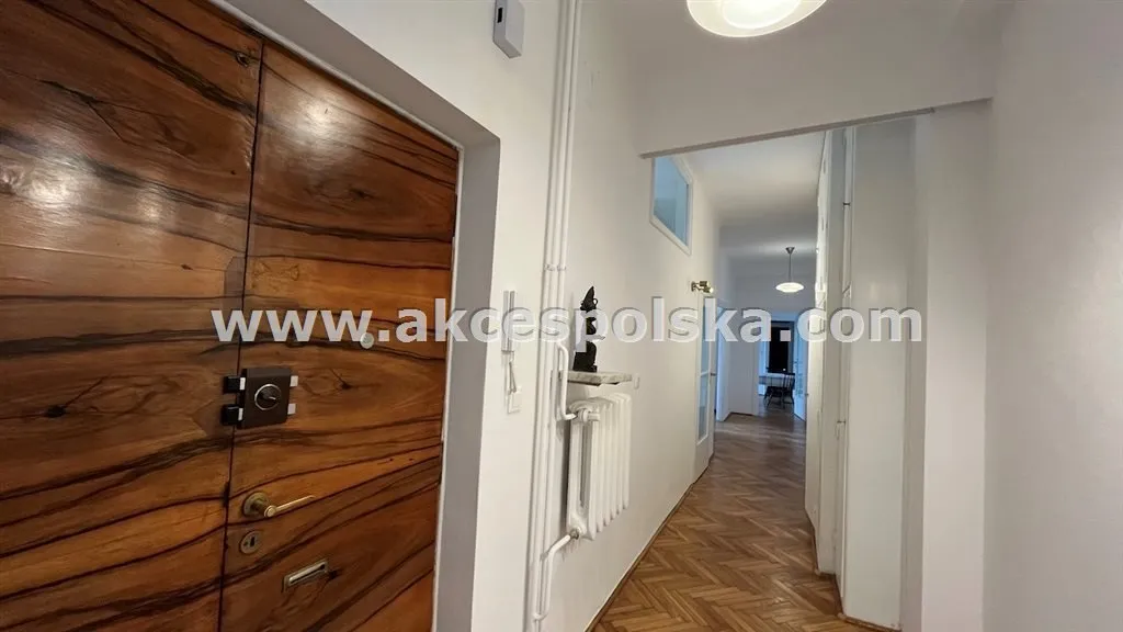 KAMIENICA, 3 POK0JE, 93 M2, BALKON, WINDA 