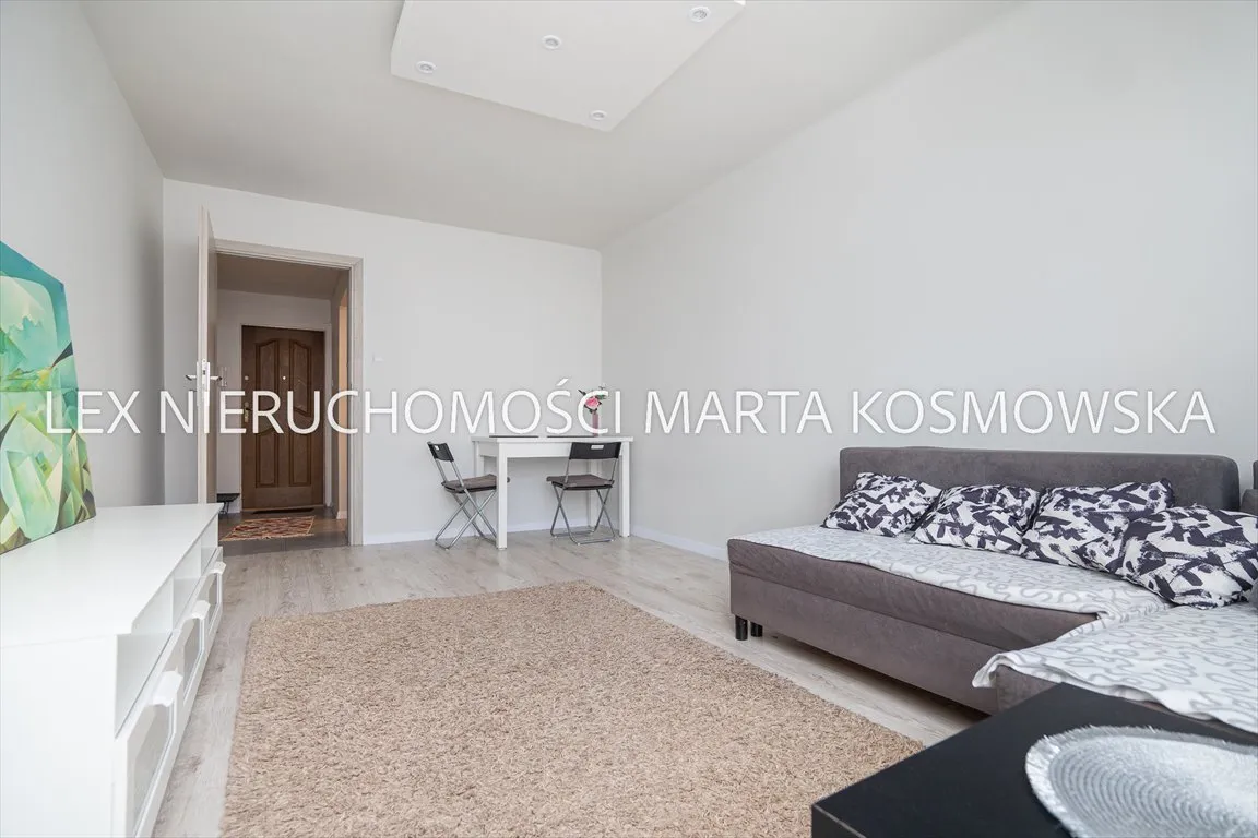 Wynajmę mieszkanie dwupokojowe: Warszawa Śródmieście , ulica ul. Grzybowska, 39 m2, 3700 PLN, 2 pokoje - Domiporta.pl