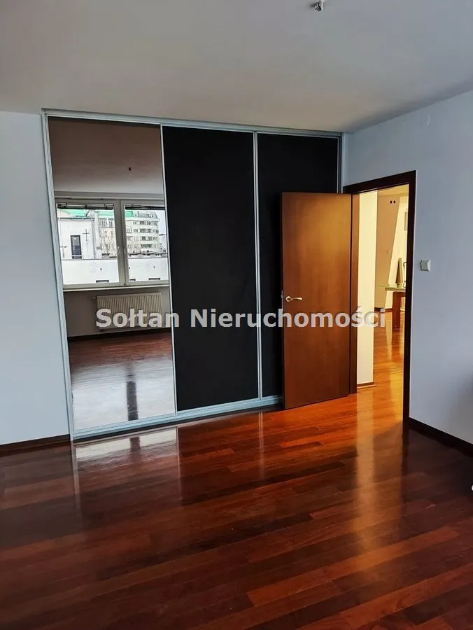Sprzedam mieszkanie trzypokojowe: Warszawa Wola , ulica skwer kard. Stefana Wyszyńskiego, 120 m2, 2400000 PLN, 3 pokoje - Domiporta.pl