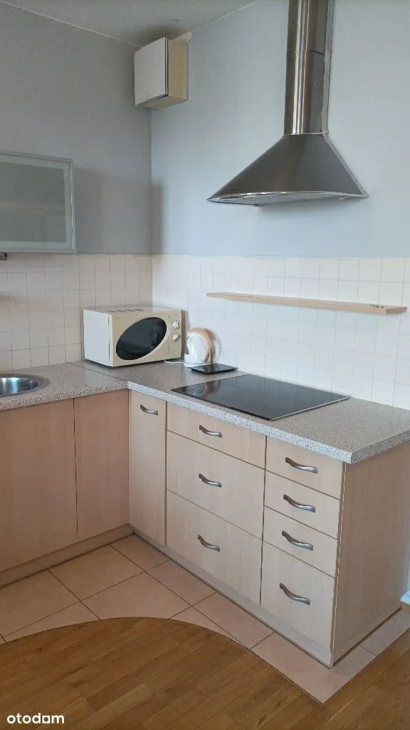 Studio 30m2 przy Metrze Wilanowska - 11 Piętro, Garaż, darmowy Basen 