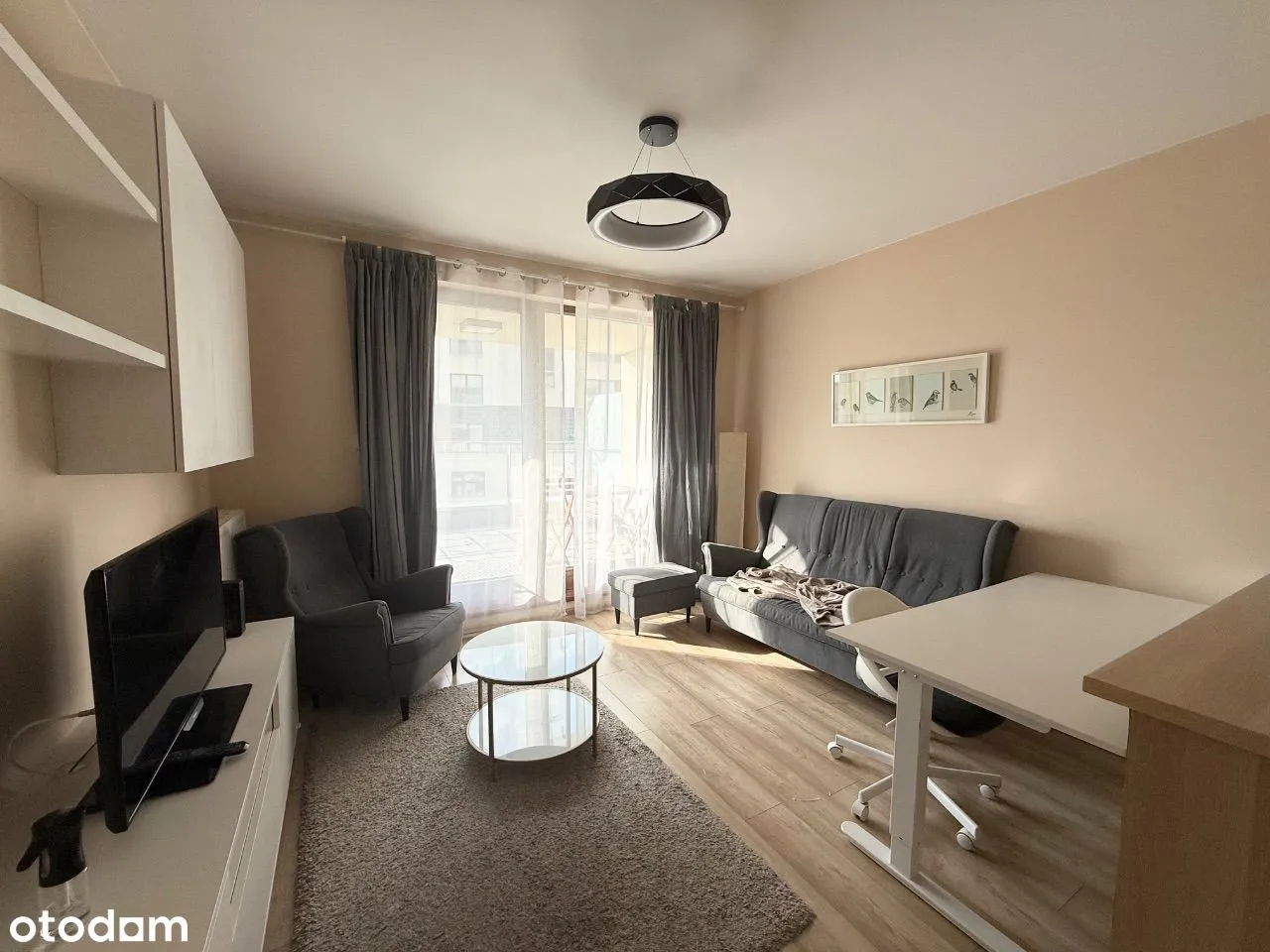 Apartament z dużym tarasem na ostatnim piętrze