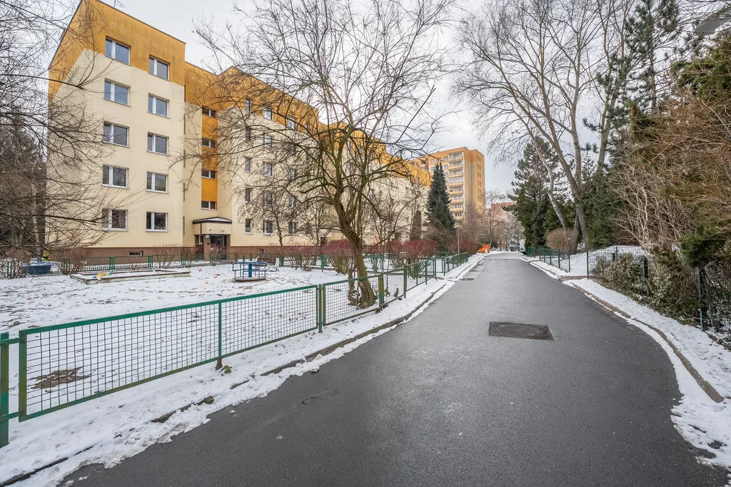 Okazja! Zadbane 3 pokoje niedaleko Metra Kabaty 