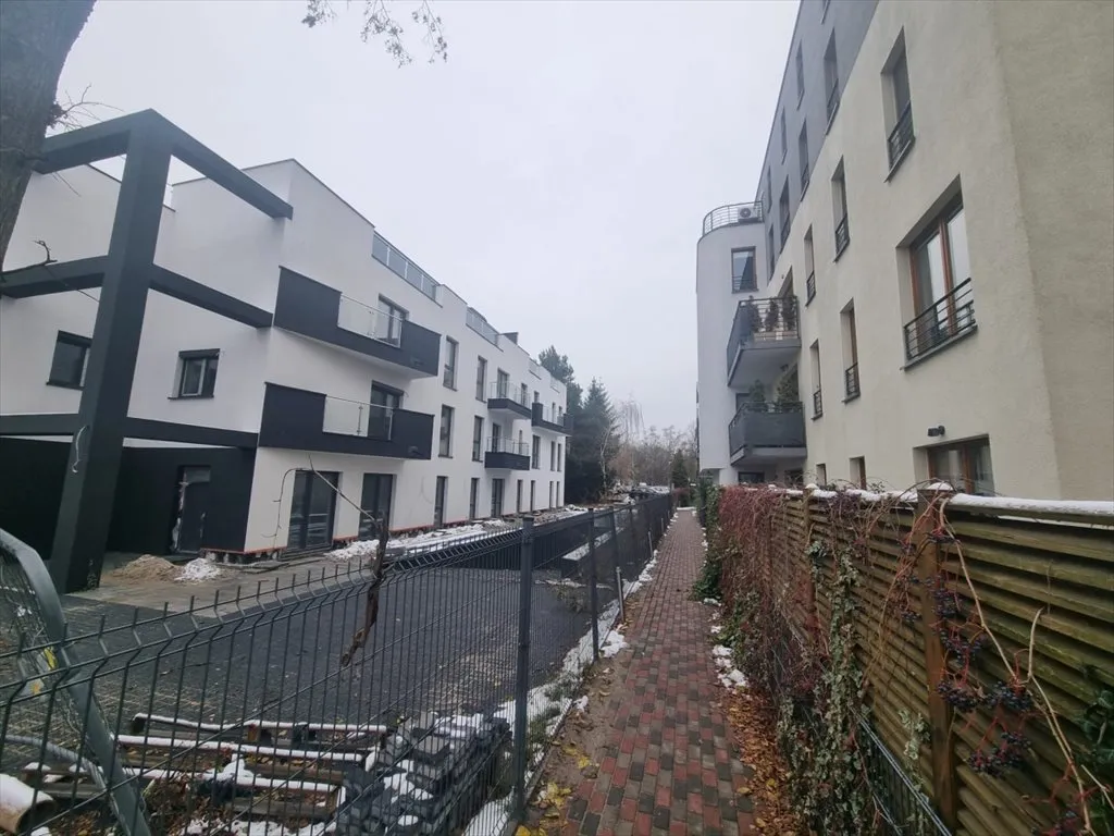 KOMFORTOWE MIESZKANIE W APARTAMENTOWCU- BIELANY 