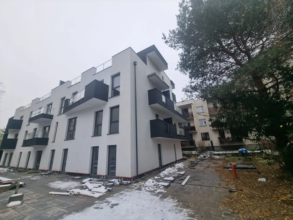 KOMFORTOWE MIESZKANIE W APARTAMENTOWCU- BIELANY 