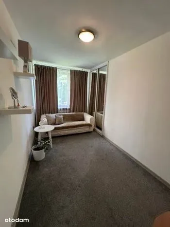 Praga Sloneczne 55m2, 3pokoje,balkon, winda,piwnic