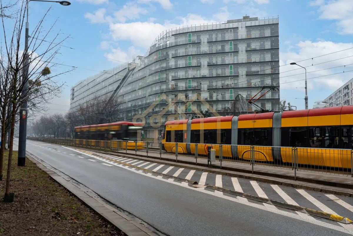 Jasne i przestronne mieszkanie przy Powązkach 