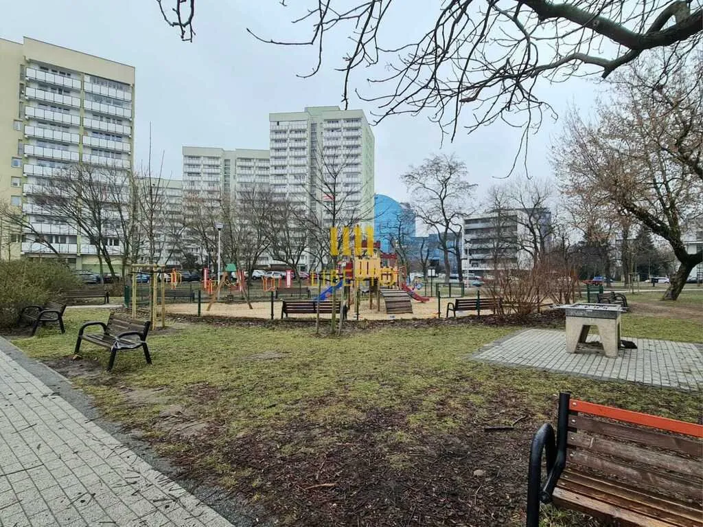 40m2 z loggią, Grochów 
