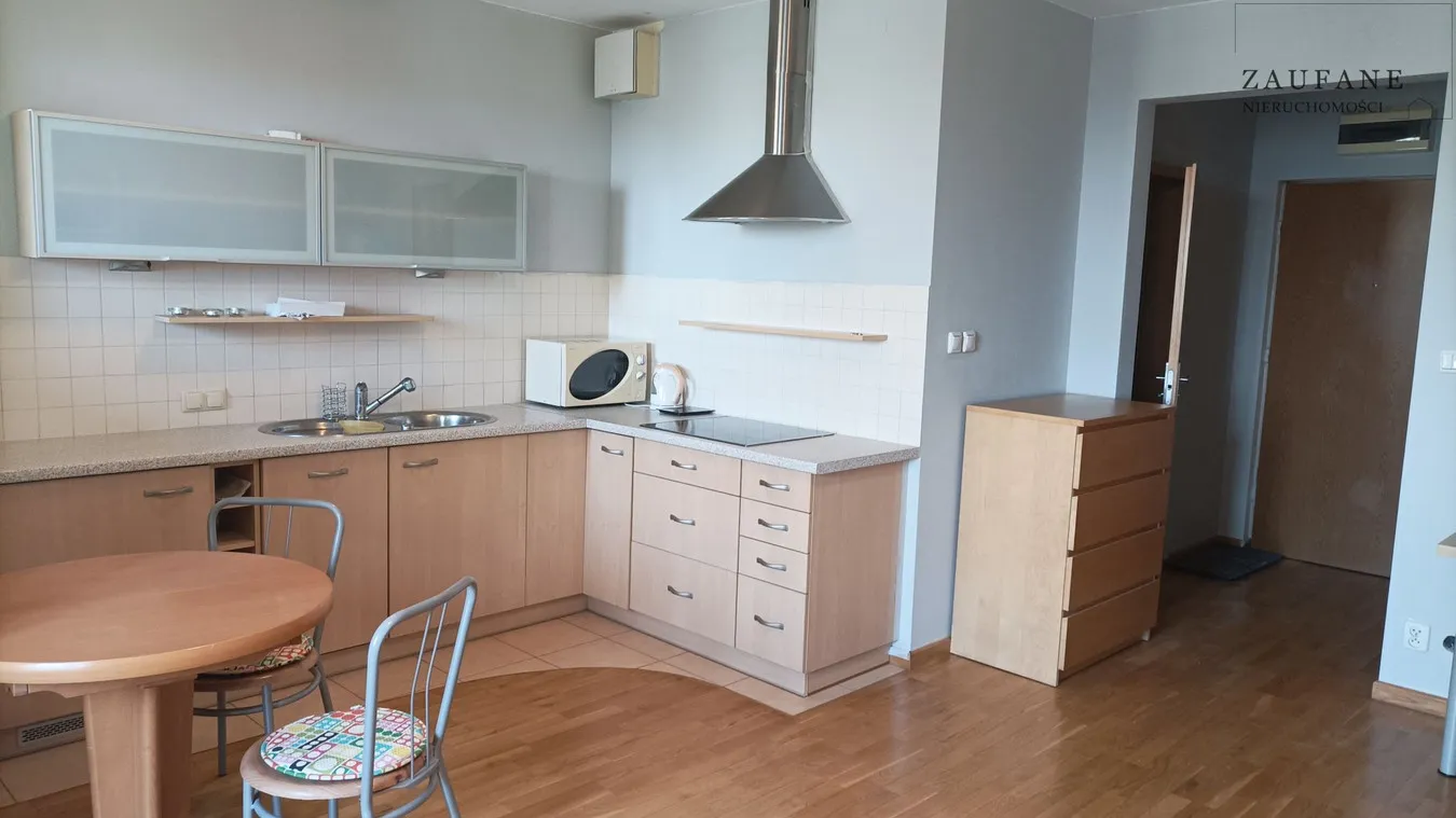 Studio 30m2 przy Metrze Wilanowska - 11 Piętro, Garaż, darmowy Basen 