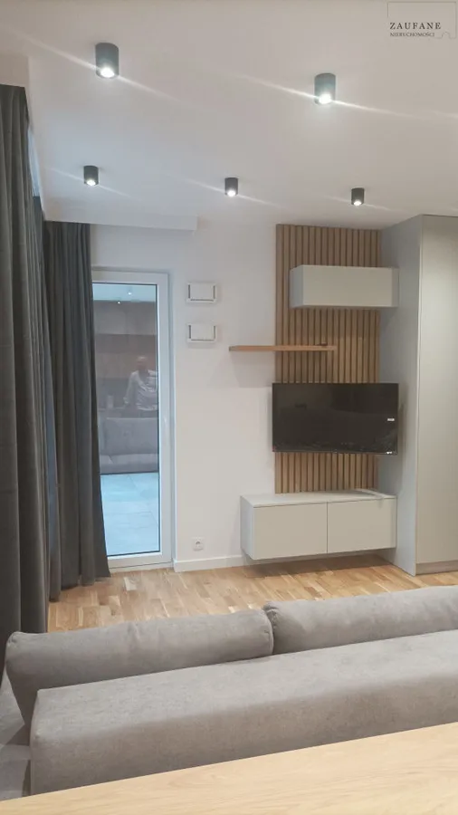 2 Pokojowy Apartament - Równoległa, Miejsca w Garażu/Klimatyzacja 