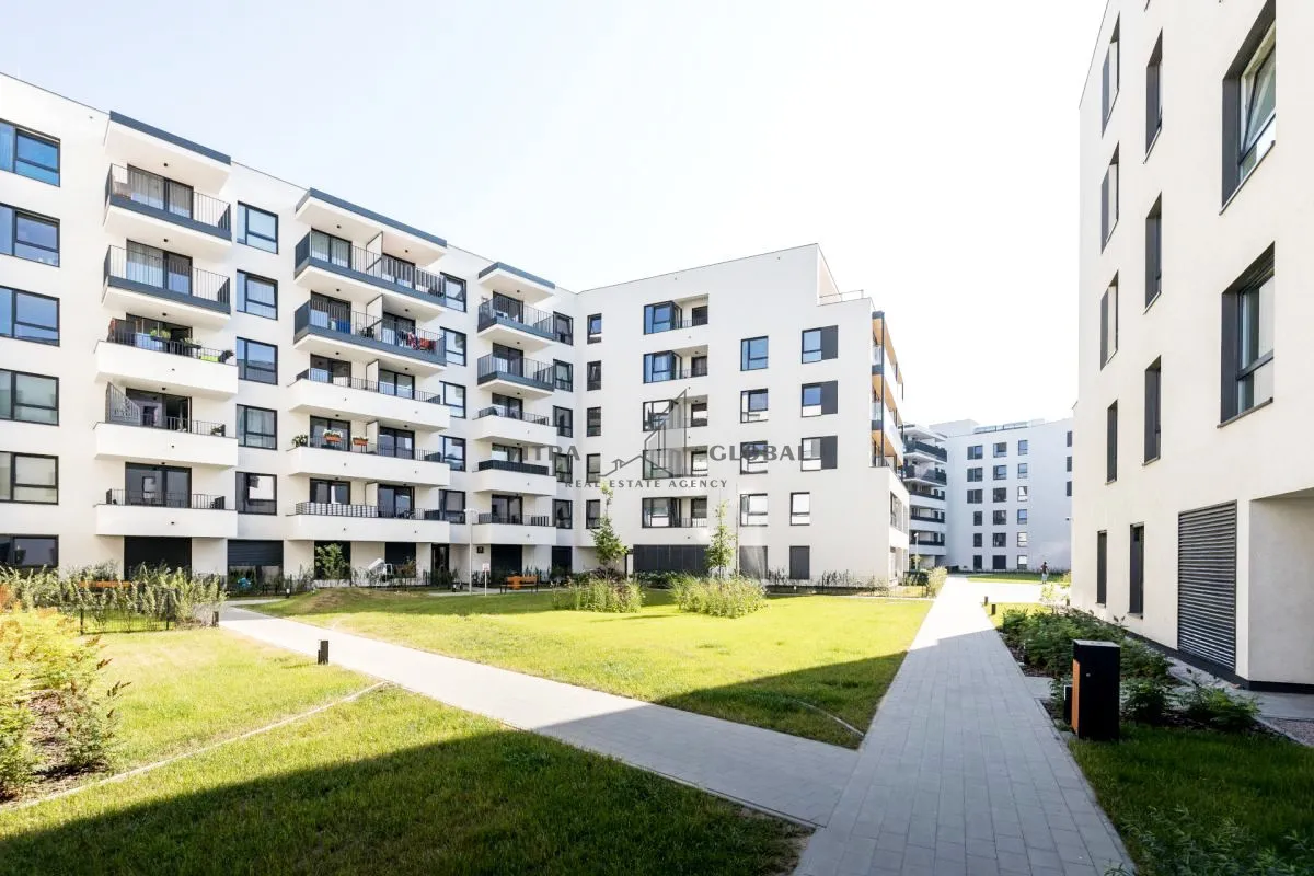 Apartament M4 wysokim standard z dużym tarasem i widokiem na centrum 