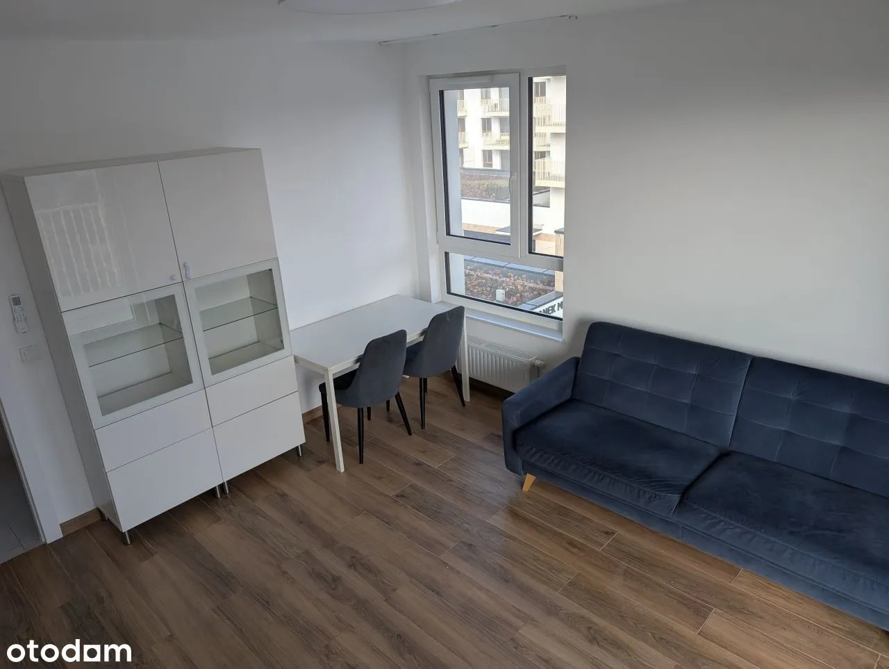 Dwupokojowy apartament z osobną kuchnią i klimą