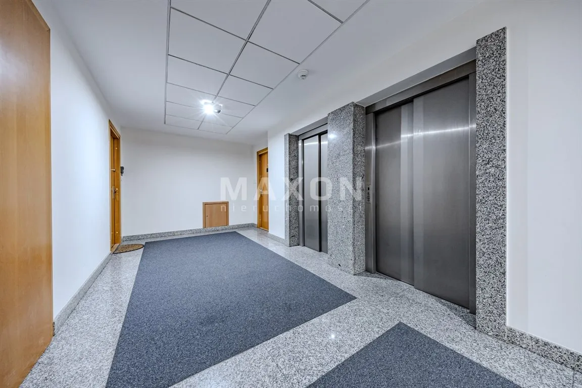 Apartament, Skwer kard. Stefana Wyszyńskiego