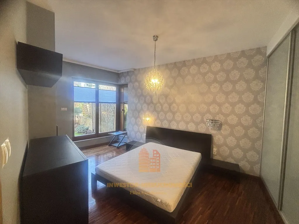 Słoneczny apartament, 2 pokoje + ogródek i garaż 