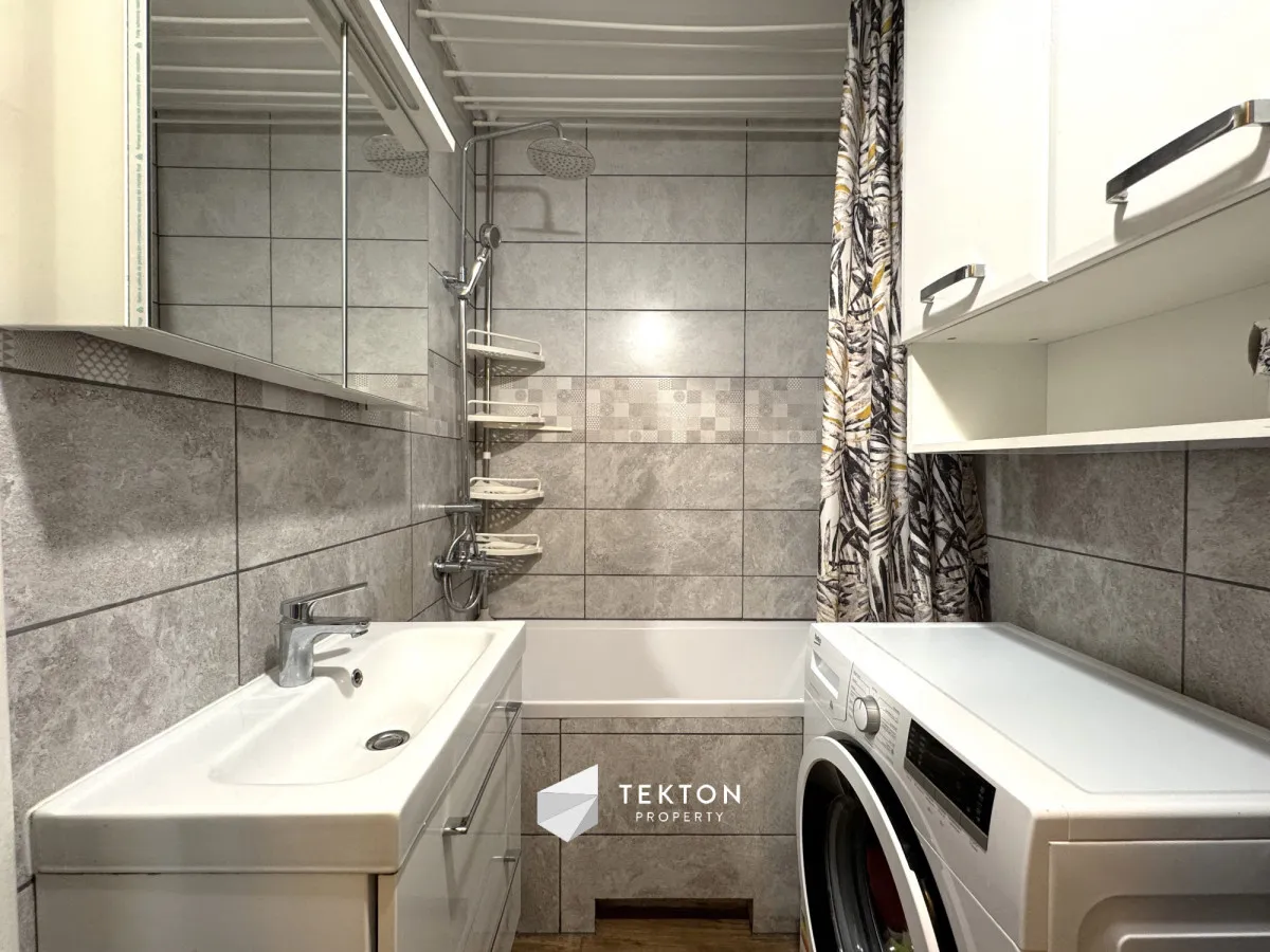 Metro w 10 min.✔Bródno✔Dwustronne✔Rozkładowe✔47m² 