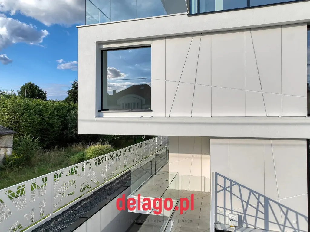 Dwupoziomowy apartament z przestronnym tarasem 