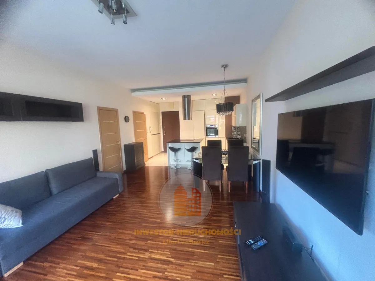 Słoneczny apartament, 2 pokoje + ogródek i garaż 