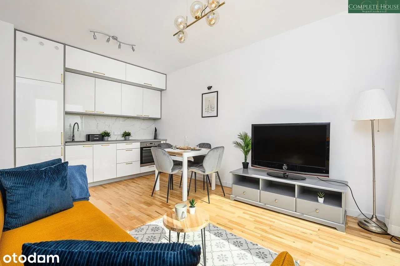 Jasny Apartament 38 m2 | Klimatyzacja | Garaż