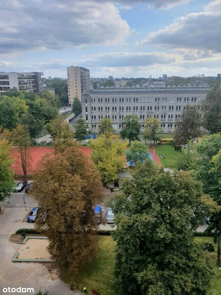 Kawalerka ul Bruna w poblizu metra