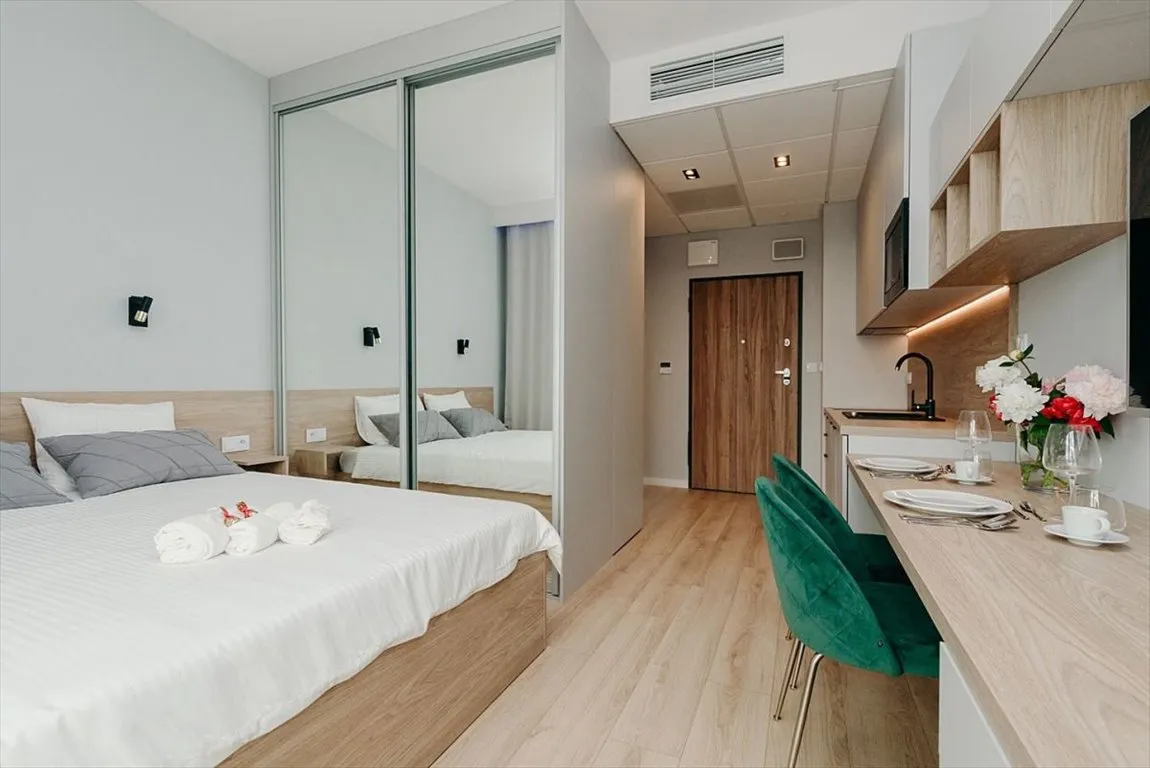 Apartament, Aleja Prymasa Tysiąclecia