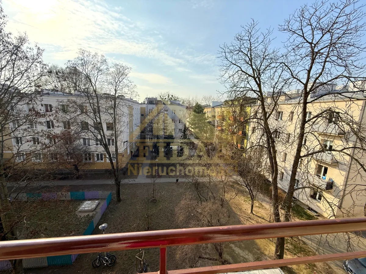 Kamienica, dwa balkony, garaż, od zaraz 