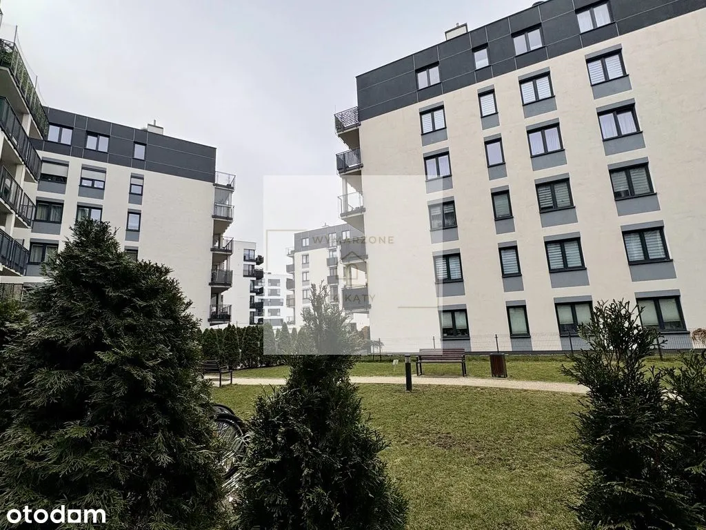Przytulne 2 pokoje z dużym ogrodem, garaż, komórka