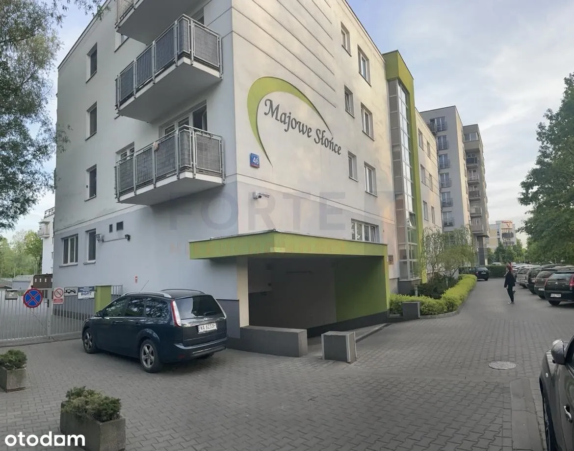 2- Pokoje, Balkon, Miejsce Garażowe, Komórka