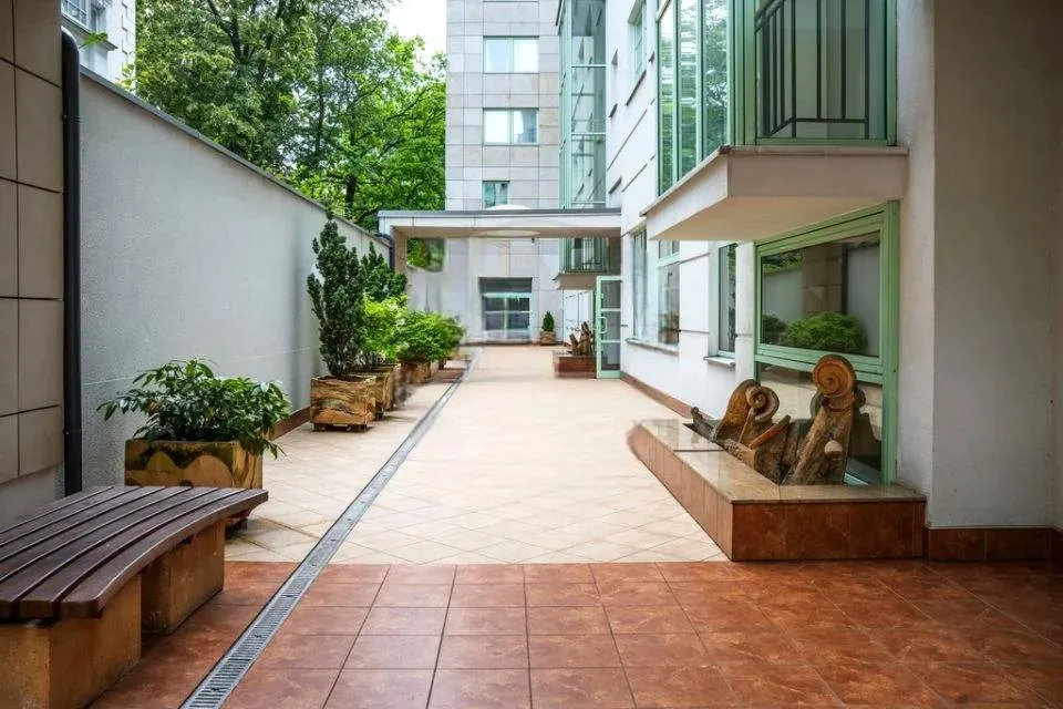 Wynajmę mieszkanie trzypokojowe: Warszawa Śródmieście Śródmieście Południowe , ulica Aleja Jana Chrystiana Szucha, 78 m2, 11000 PLN, 3 pokoje - Domiporta.pl