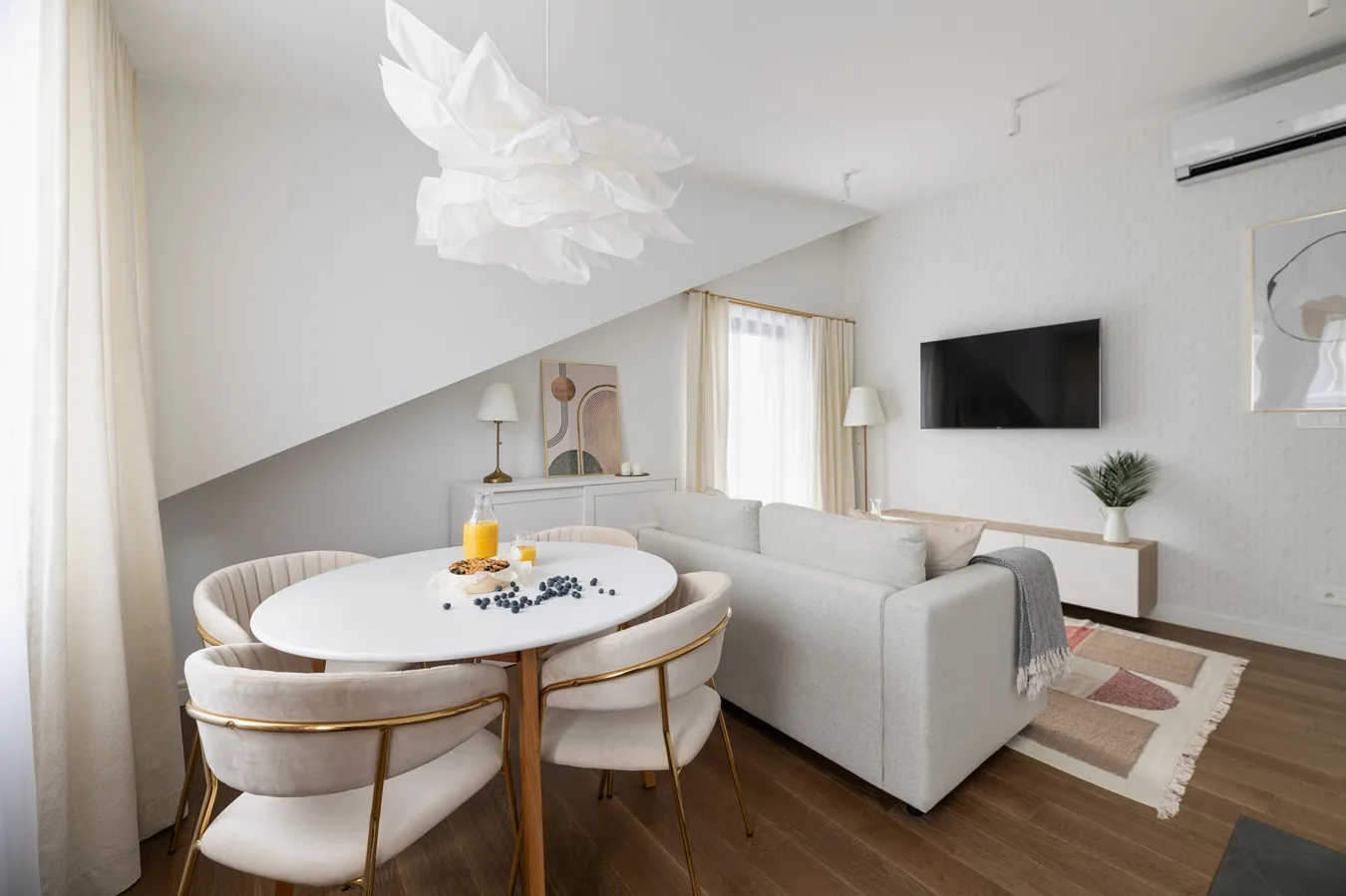 Apartament Warszawa Wilcza 19 