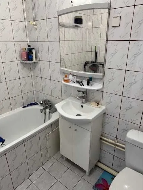 Kawalerka z dużym balkonem, możliwość przerobienia na 2 pok.