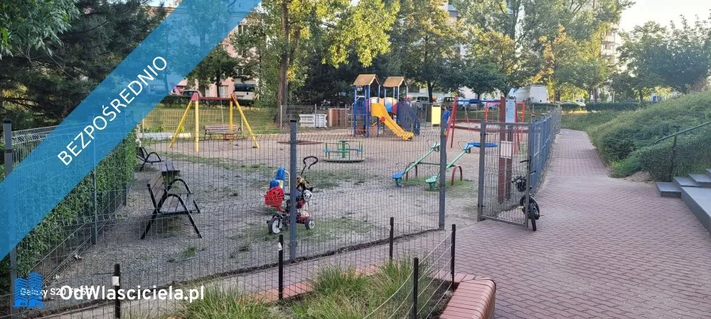 Sprzedam 2 pokojowe mieszkanie z balkonem i klimatyzacją 