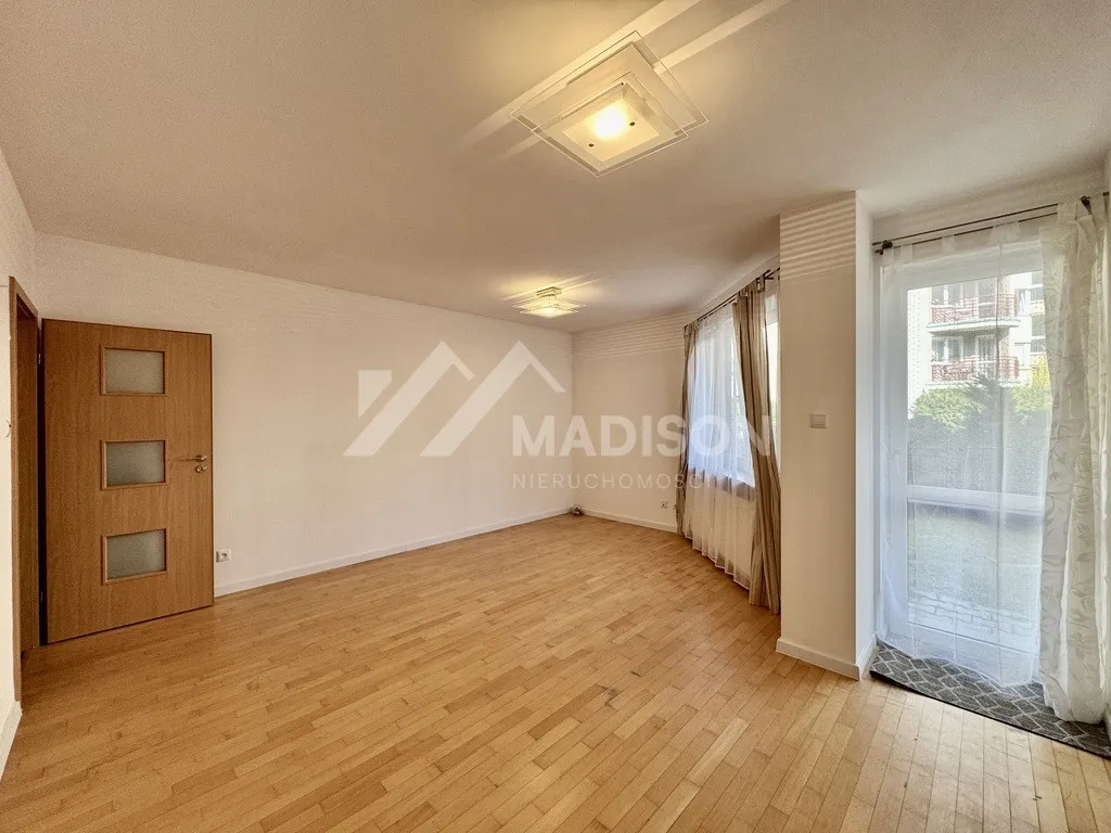 54m2 