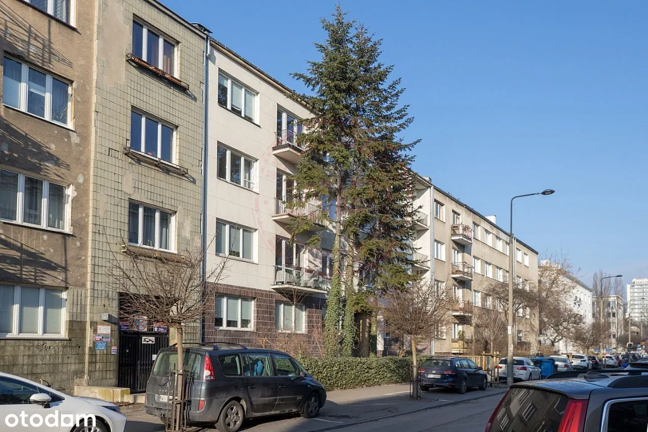 Piękne 128m2 mieszkanie na sprzedaż w przedwojennej kamienicy