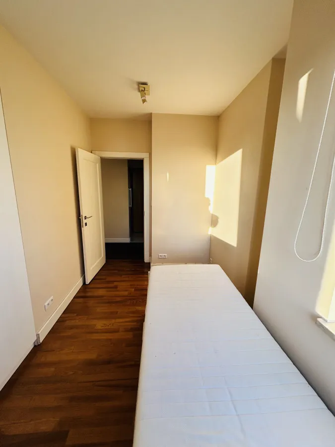 65m2 / 3 pokoje /Duży Taras /Miejsce Postojowe / Osiedle zamknięte