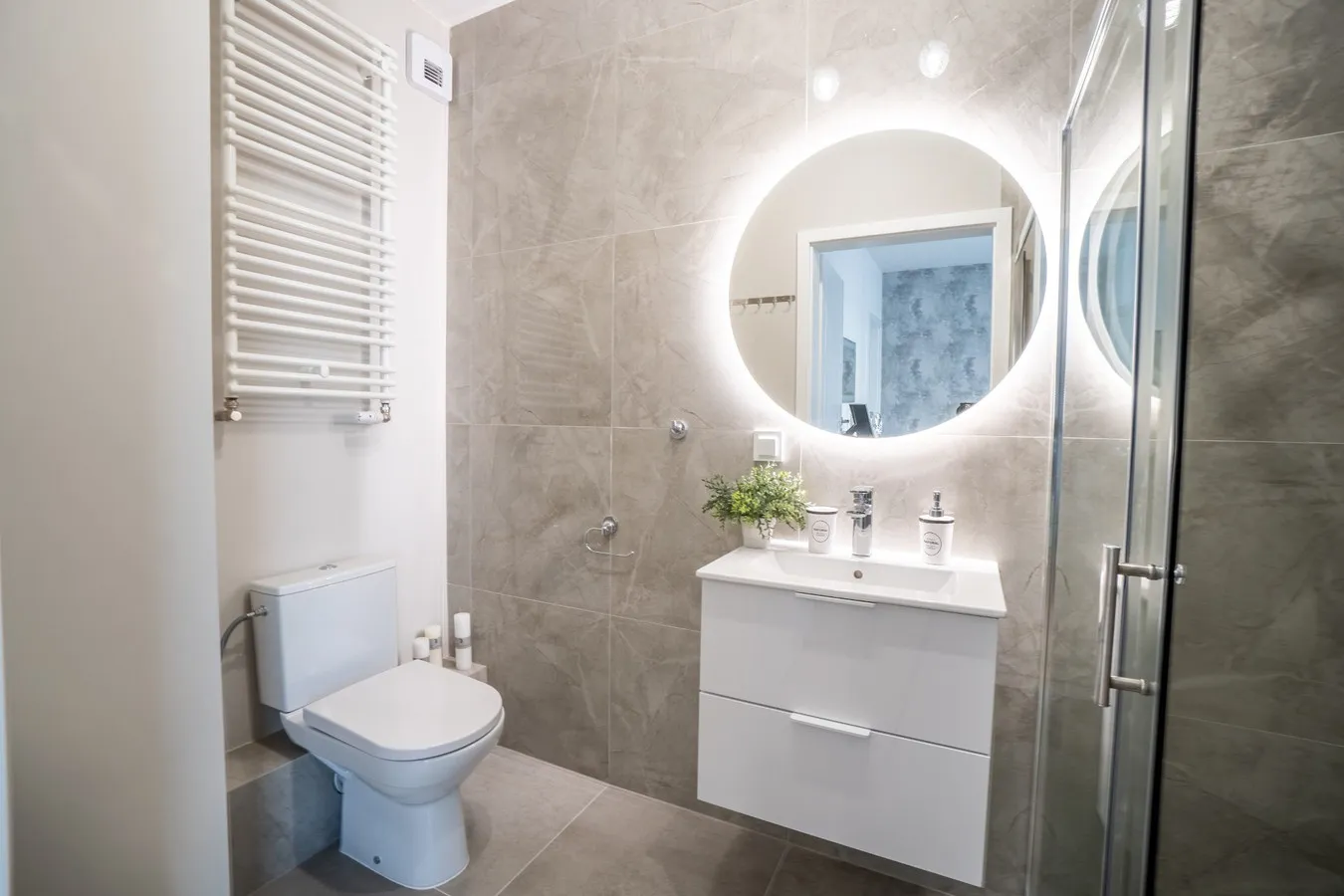 Przestronny apartament na Bemowie w atrakcyjnej cenie!