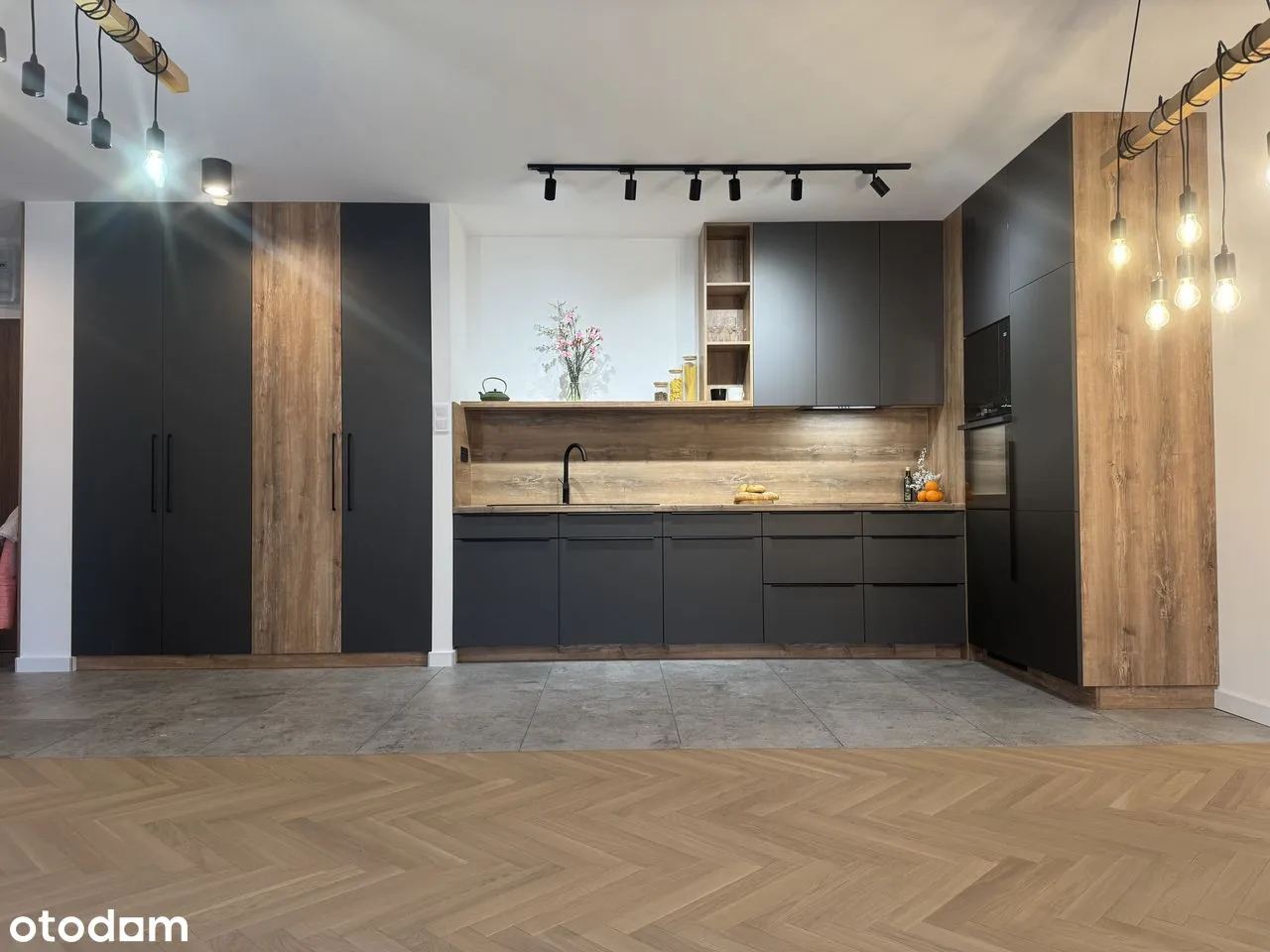 Nowe 2 Pokoje Z Balkonem, 2 Miejsca Garażowe