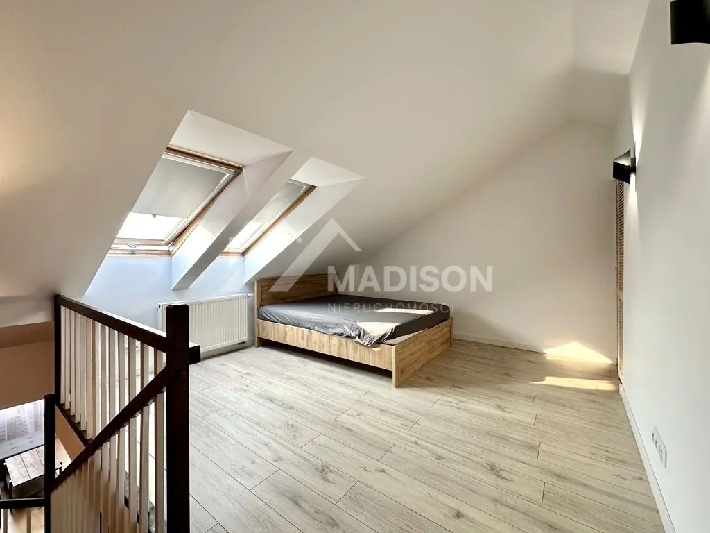 44 m2 