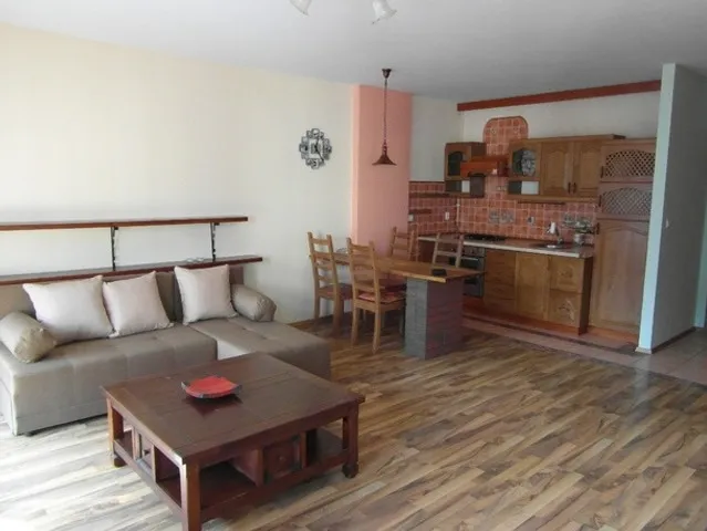49m 2 pokoje, garaż, ochrona przy Forcie Bema 