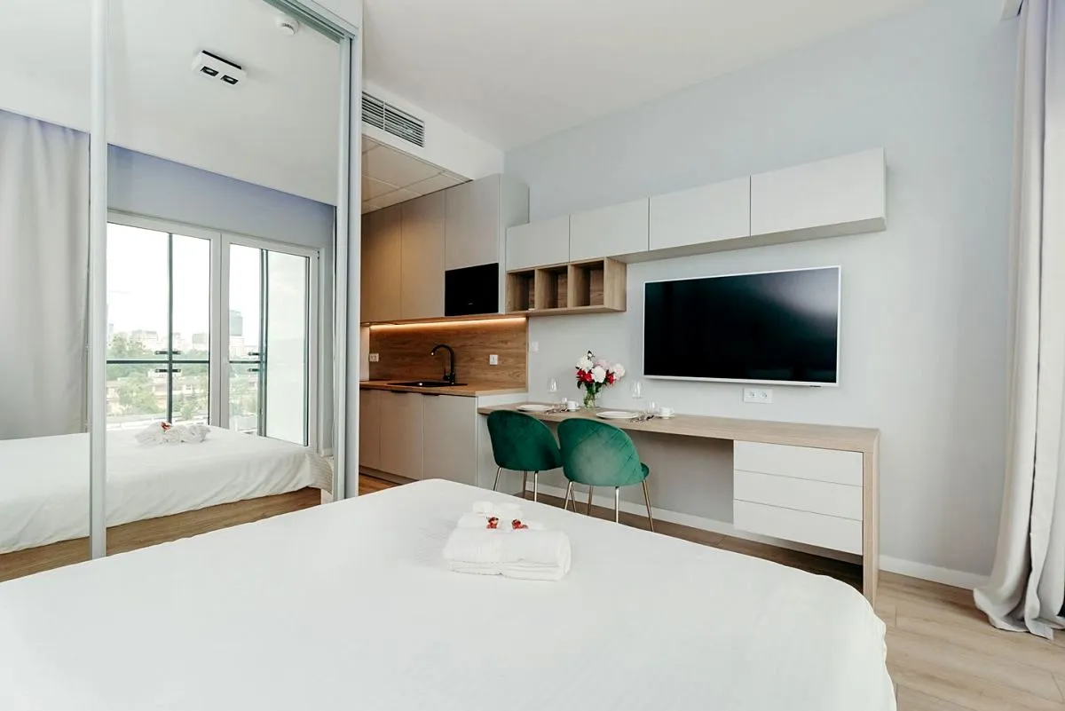 Apartament, Aleja Prymasa Tysiąclecia