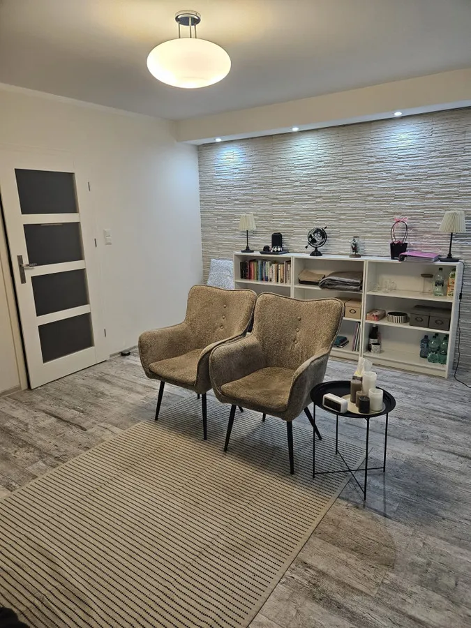 Sprzedam mieszkanie 2 pokoje z dużym ogródkiem w apartamentowcu Wawer-Anin 