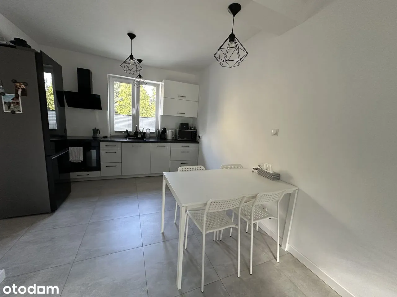 Дом-близняк через гараж 130 m², гараж, огрудок, рядом лес