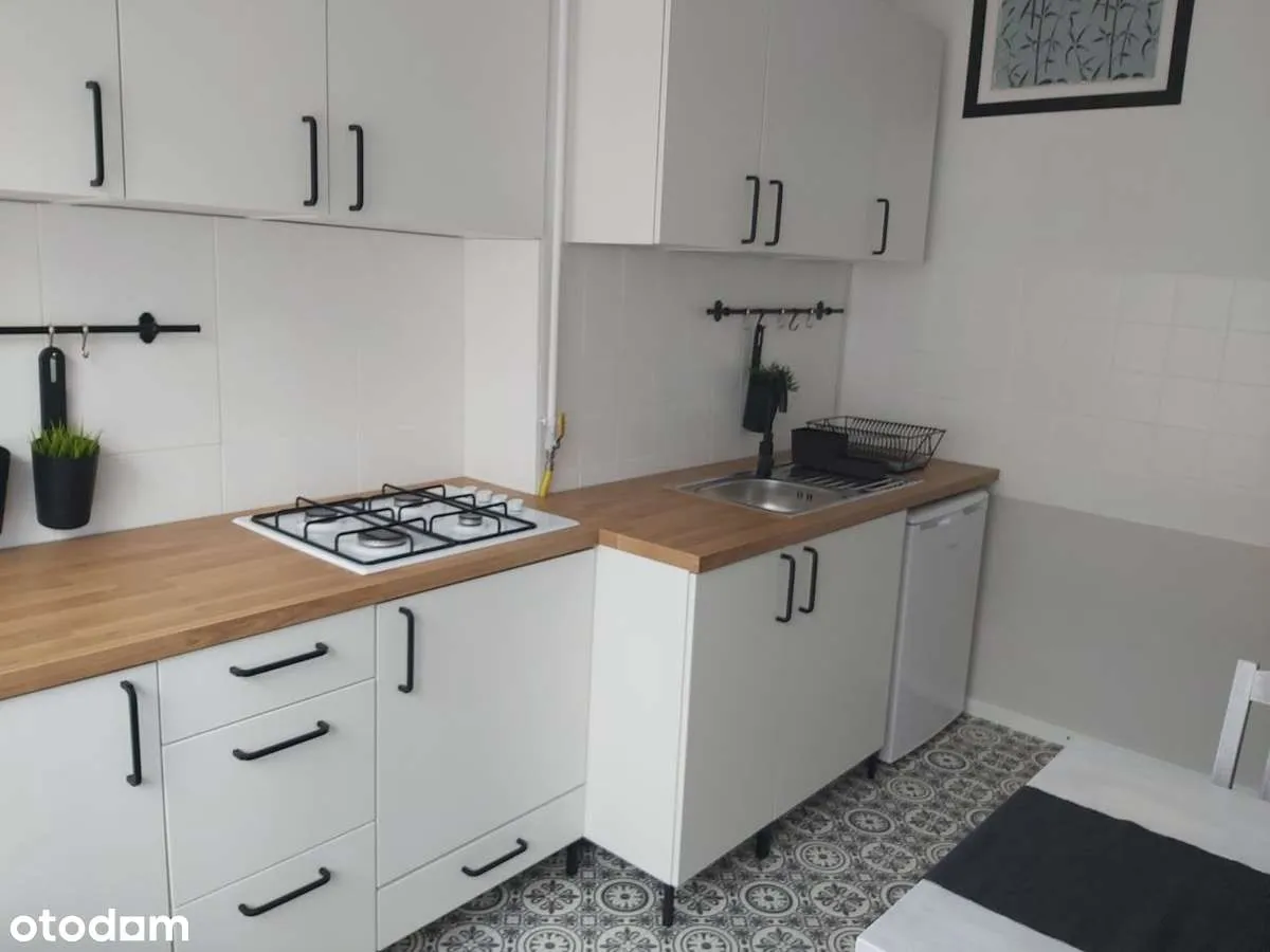 Kawalerka z oddzielną widną kuchnią 30 m2 Stara Ochota
