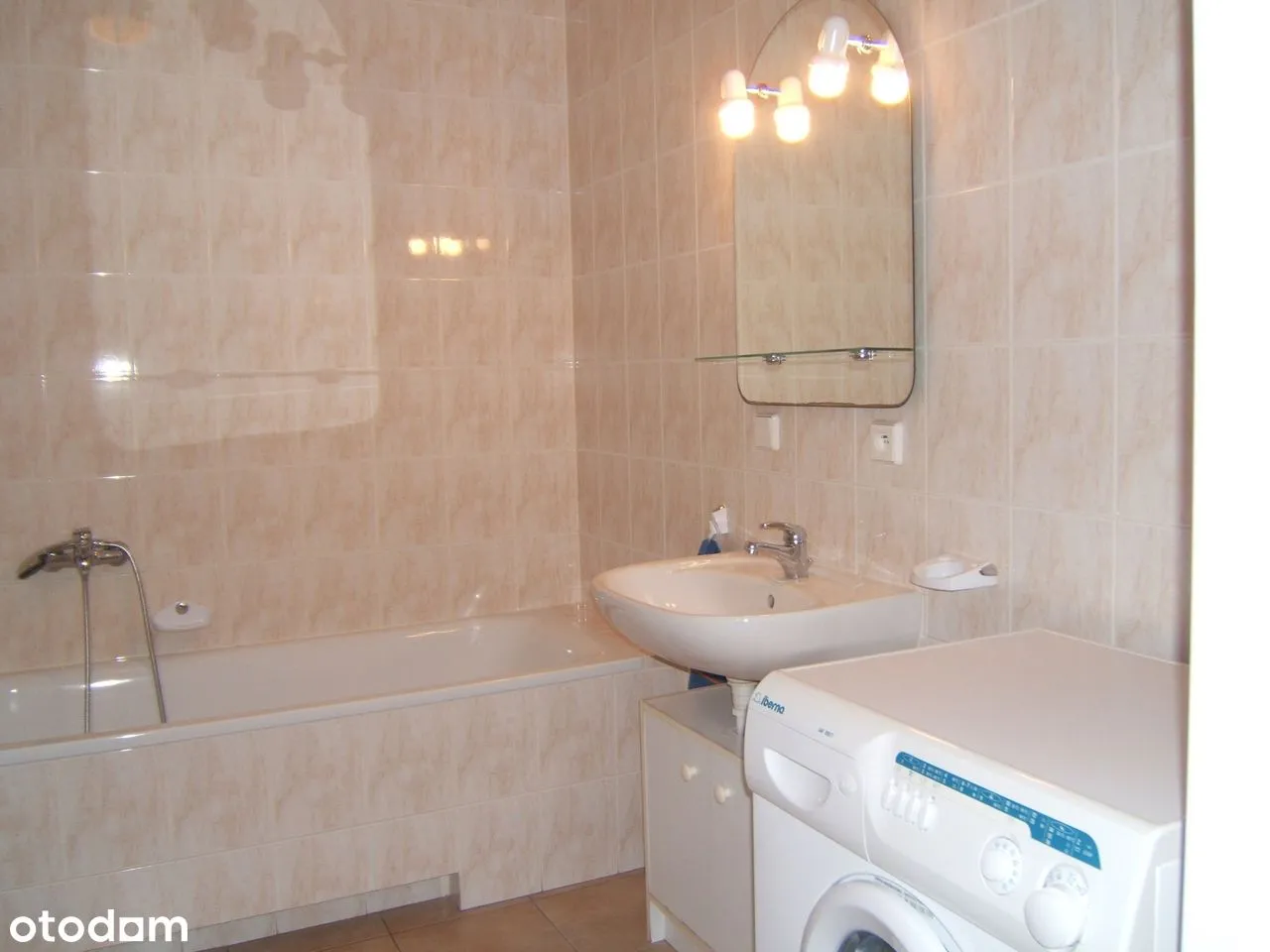 2 osobne pokoje, 60m2, Wola, ul. Kacza /Okopowa /Garaż