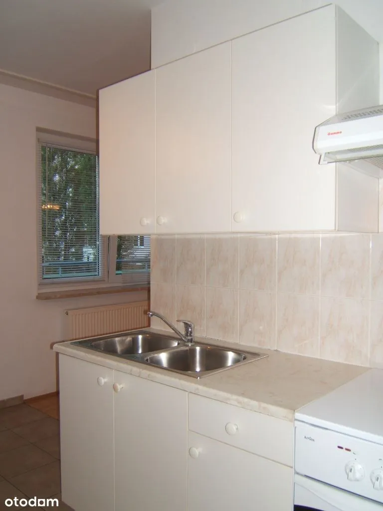 2 osobne pokoje, 60m2, Wola, ul. Kacza /Okopowa /Garaż