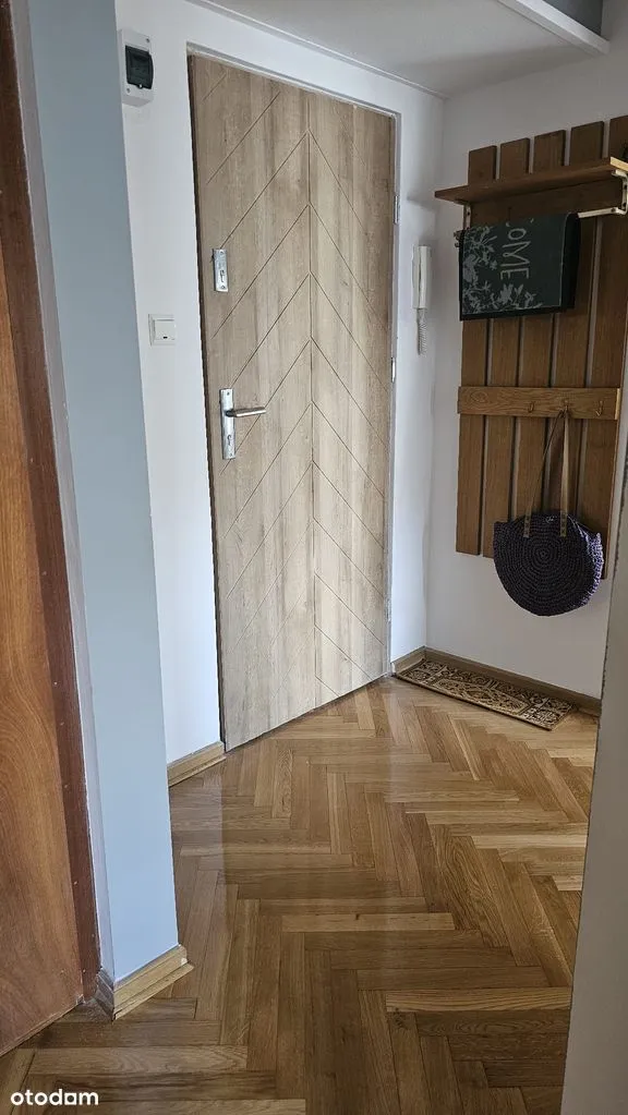 Wynajem Bielany, dwa pokoje, oddzielna kuchnia