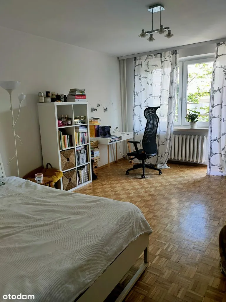 Mieszkanie 2 pokoje, oddzielna kuchnia przy Zachęcie, ul. Kredytowa 2.