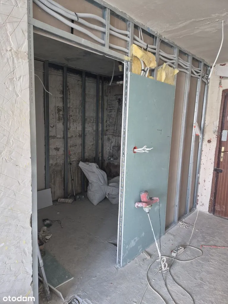 W trakcie remontu z architektem wnętrz, Łazienka 5m2, Garderoba 2,5m2